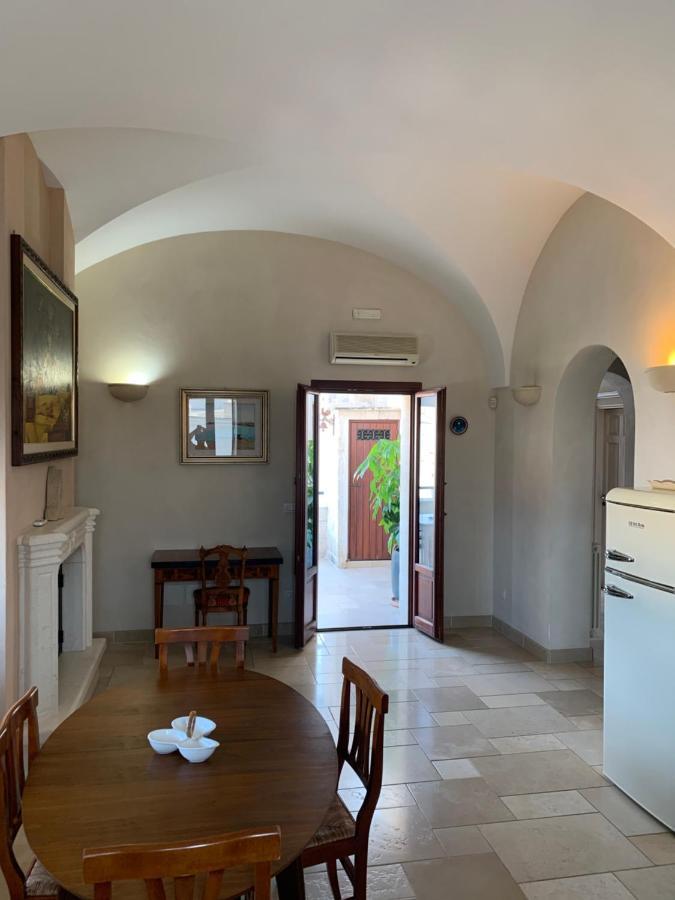 Palazzo Dei Gesuiti Appartamento Con Terrazza Privata Monopoli Exteriér fotografie
